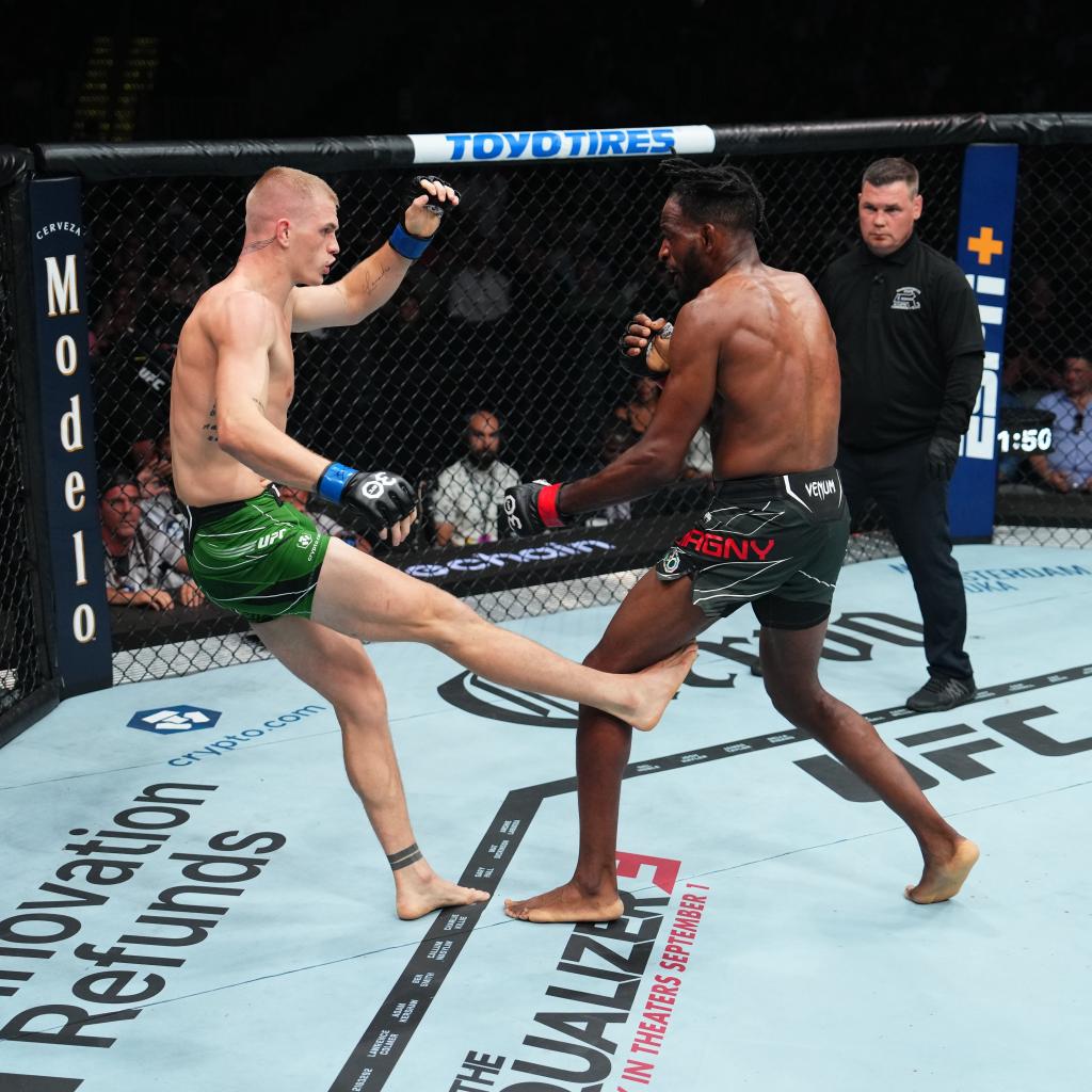 UFC 292 - Photos