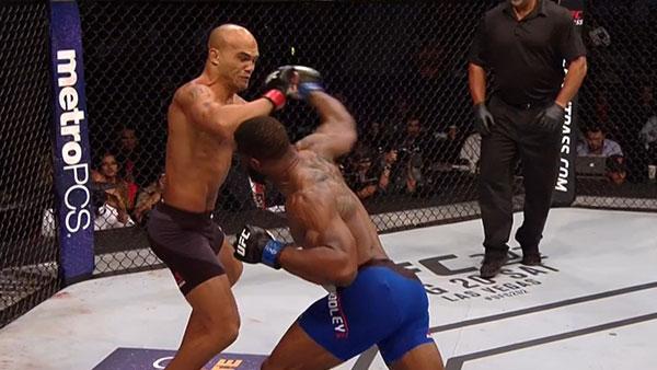 UFC 201 - Robbie Lawler contre Tyron Woodley