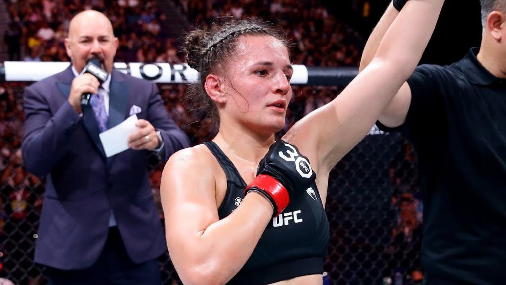 Erin Blanchfield remporte une victoire par décision contre Santos | UFC on ESPN+ 83