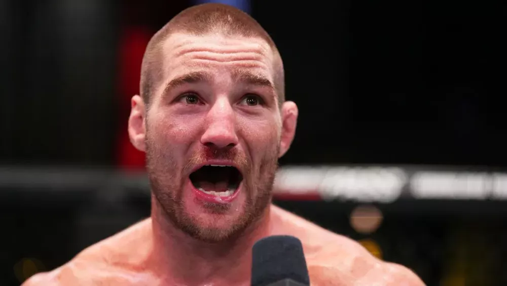 Sean Strickland s'installe en tant que champion des poids moyens de l'UFC