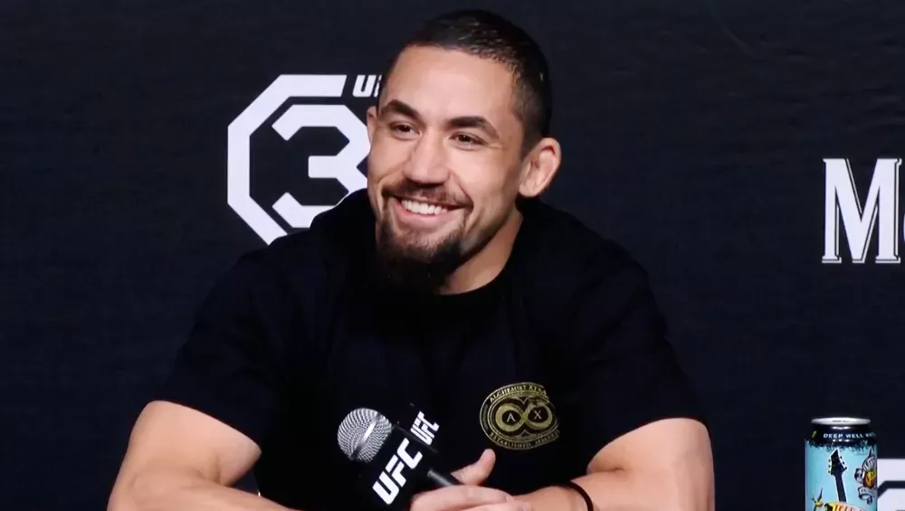 Robert Whittaker parle de la popularité inattendue de Sean Strickland en Australie