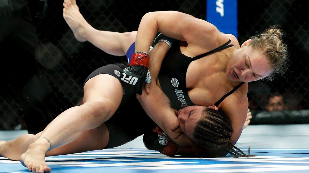 Ronda Rousey : Pioneer et super star féminine de l’UFC