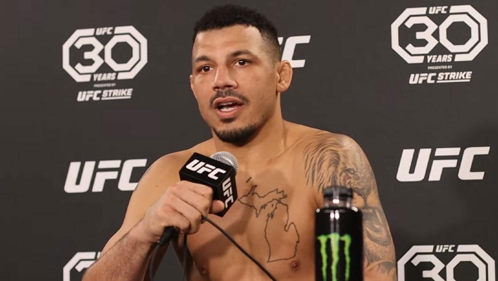 Drakkar Klose voulait échanger debout avec Joe Solecki, pas lutter et puis... | UFC on ESPN 52