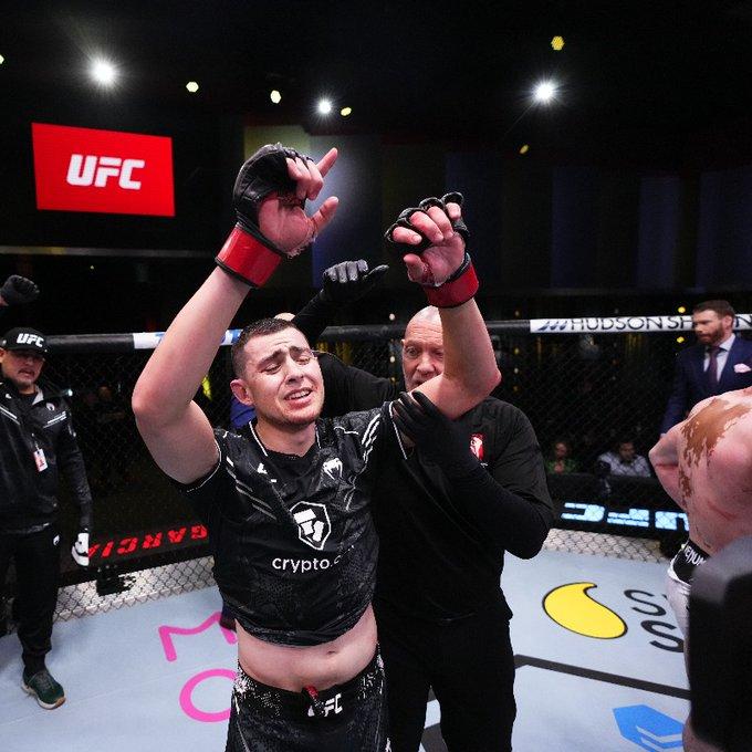 Steve Garcia triomphe par TKO face à Melquizael Costa | UFC on ESPN+ 91