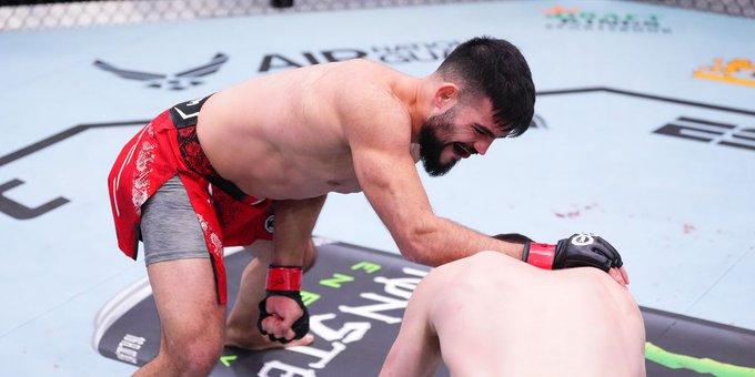 Nasrat Haqparast bat Jamie Mullarkey par TKO au Round 1 | UFC on ESPN+ 91