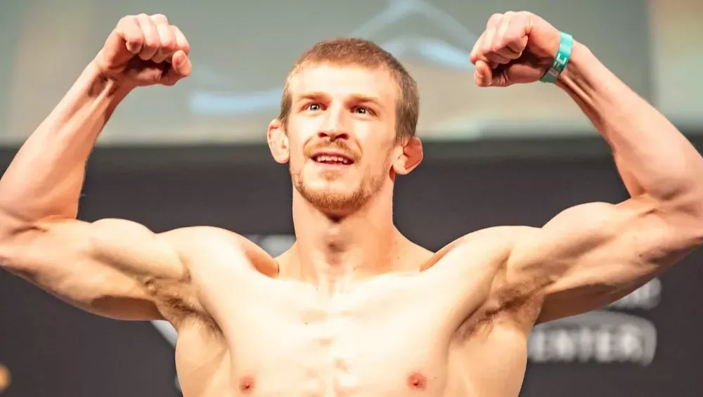 Arnold Allen pense qu'il aurait pu affronter un plus grand nom avec moins de menace que Movsar Evloev | UFC 297