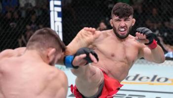 Arman Tsarukyan vise un KO au premier round contre Charles Oliveira à l'UFC 300