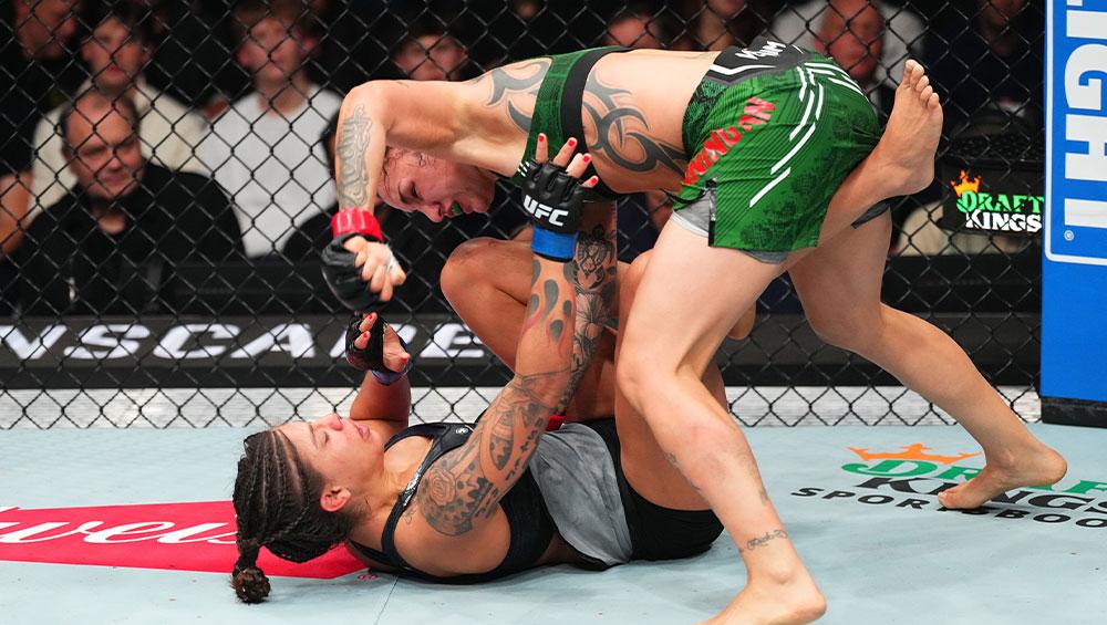 Raquel Pennington triomphe par décision unanime et devient la nouvelle championne des poids coqs | UFC 297