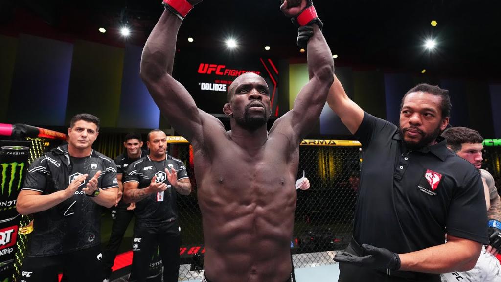 Themba Gorimbo n'a pas tardé à enregistrer sa deuxième victoire consécutive à l'UFC et à électriser l'Apex | UFC on ESPN+ 93