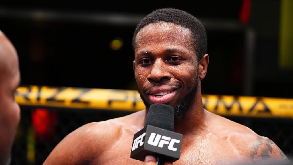 Randy Brown terrasse Muslim Salikhov par TKO au premier round | UFC on ESPN+ 93