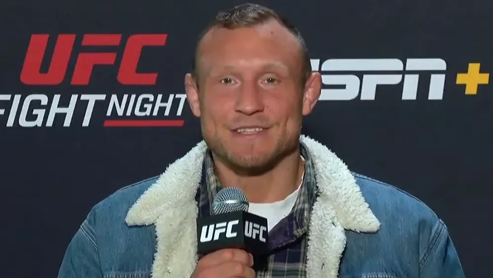 Jack Hermansson vise Nassourdine Imavov après sa victoire sur Joe Pyfer | UFC on ESPN+ 94