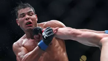 Paulo Costa défie Kamaru Usman après sa défaite contre Robert Whittaker : “Ça a l'air intéressant”