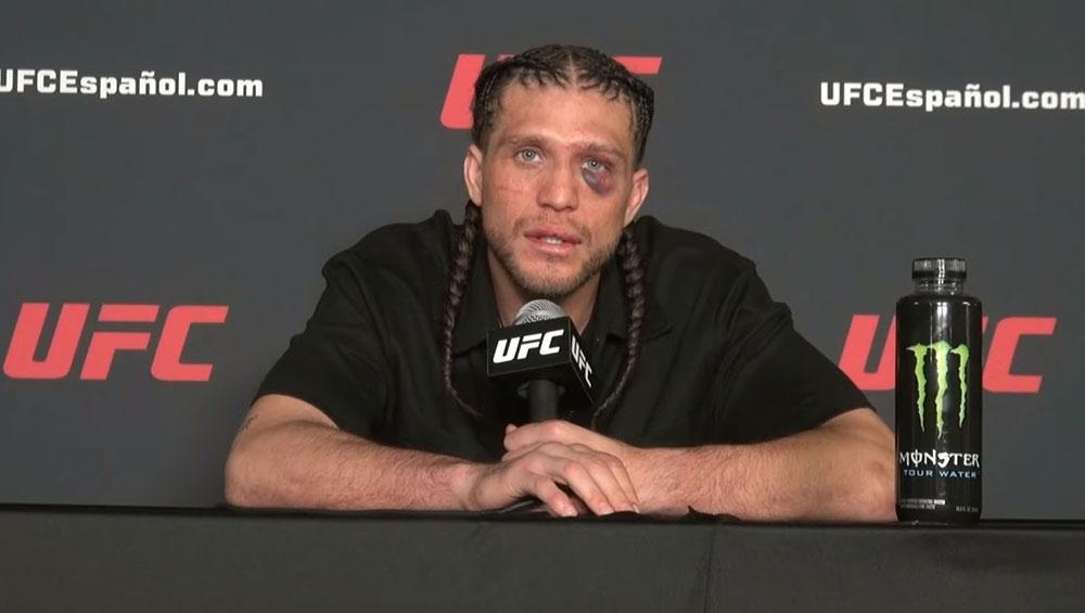 Brian Ortega réagit à son étrange torsion de la cheville avant sa victoire | UFC Mexico City