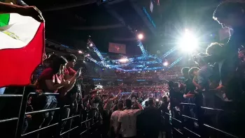 Dana White réagit à la bagarre dans le public : “Je n'ai jamais vu ça de ma vie” | UFC Mexico City