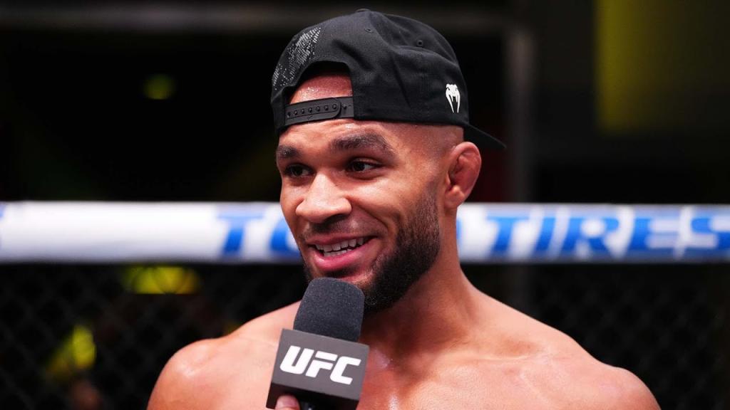 Christian Leroy Duncan brille avec une victoire par TKO sur Claudio Ribeiro | UFC on ESPN+ 96