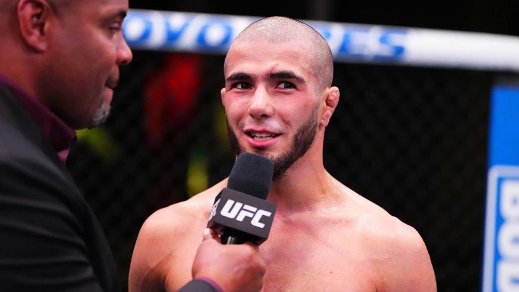 Performance solide de Muhammad Mokaev qui s’impose par décision unanime sur Alex Perez | UFC on ESPN+ 96