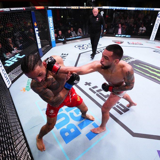 Christian Rodriguez remporte une victoire disputée contre Isaac Dulgarian | UFC on ESPN+ 97