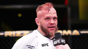 Marcin Tybura reste invaincu à Las Vegas avec une victoire par soumission contre Tai Tuivasa | UFC on ESPN+ 97