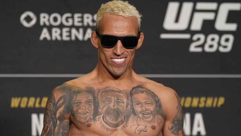 Charles Oliveira reste serein face à la volonté du champion de l'UFC, Islam Makhachev, de combattre Dustin Poirier | UFC 300