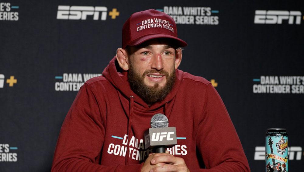 Connor Matthews vise une première impression mémorable | UFC on ESPN 54