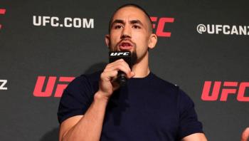 Robert Whittaker sur le défi Khamzat Chimaev : “J'ai l'intention de lui faire la guerre” | UFC ON ABC 6