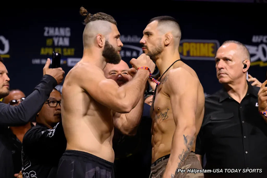 UFC 300 - La pesée cérémoniale | Las Vegas