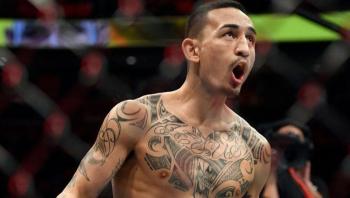 Max Holloway réplique à Islam Makhachev qui qualifie d'inutile son combat contre Justin Gaethje à l'UFC 300