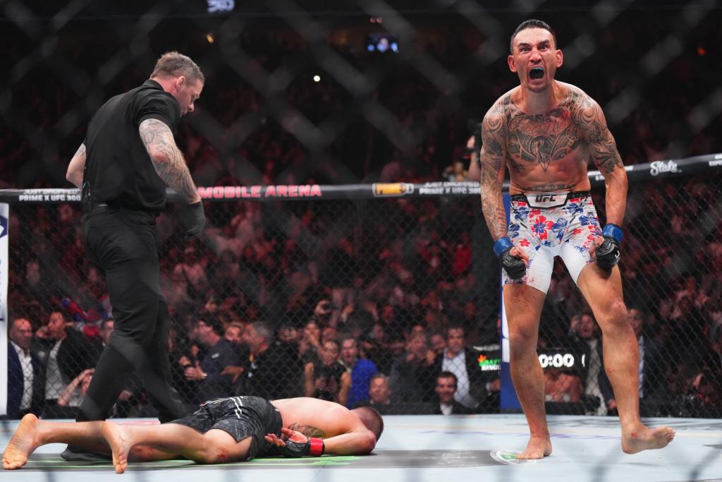 Max Holloway assomme Justin Gaethje et décroche le titre BMF | UFC 300