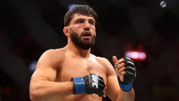Le manager d'Arman Tsarukyan refuse un combat contre Islam Makhachev pour le titre UFC après sa victoire sur Charles Oliveira | UFC 300