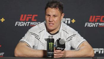 Jhonata Diniz, vétéran du GLORY kickboxing, prêt pour les “gros noms” | UFC on ESPN 55
