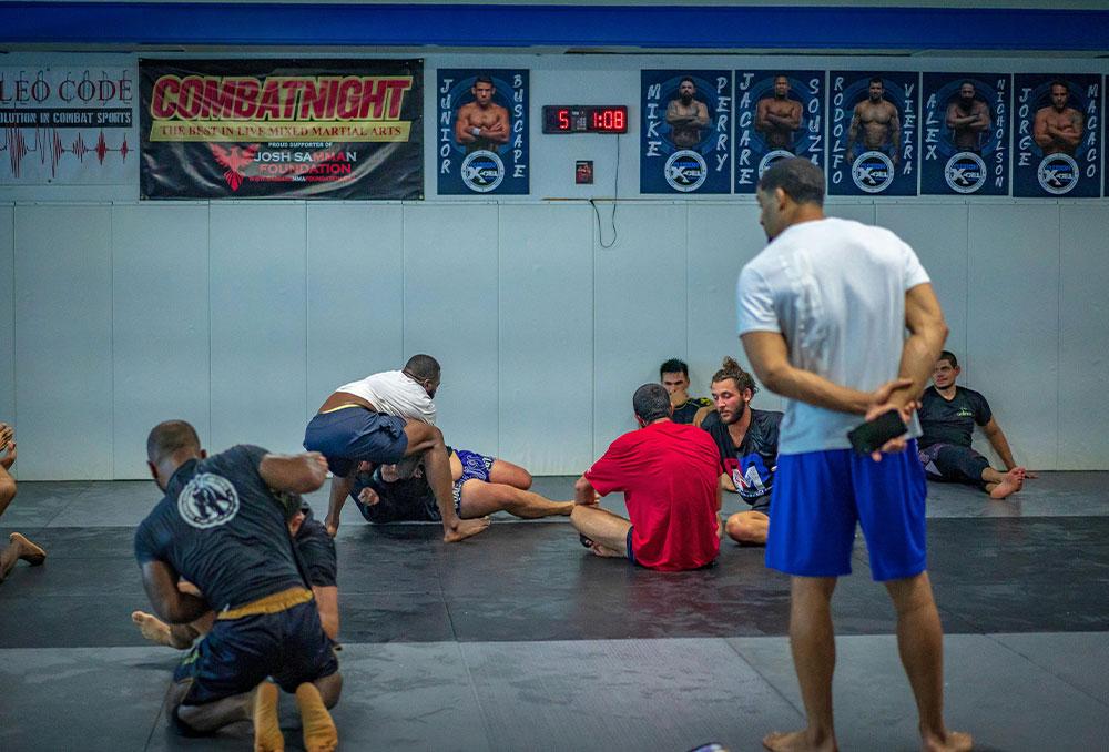Le pouvoir de l'entraînement mental dans les sports de combat : comment rester affûté sur le ring et en dehors