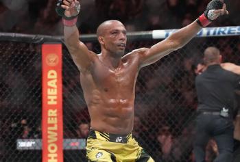 Edson Barboza revient en pleine forme et prêt à affronter n’importe qui dans la jungle des poids plumes UFC