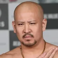Max Yoshida 