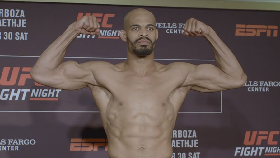 David Branch contre Jack Hermansson