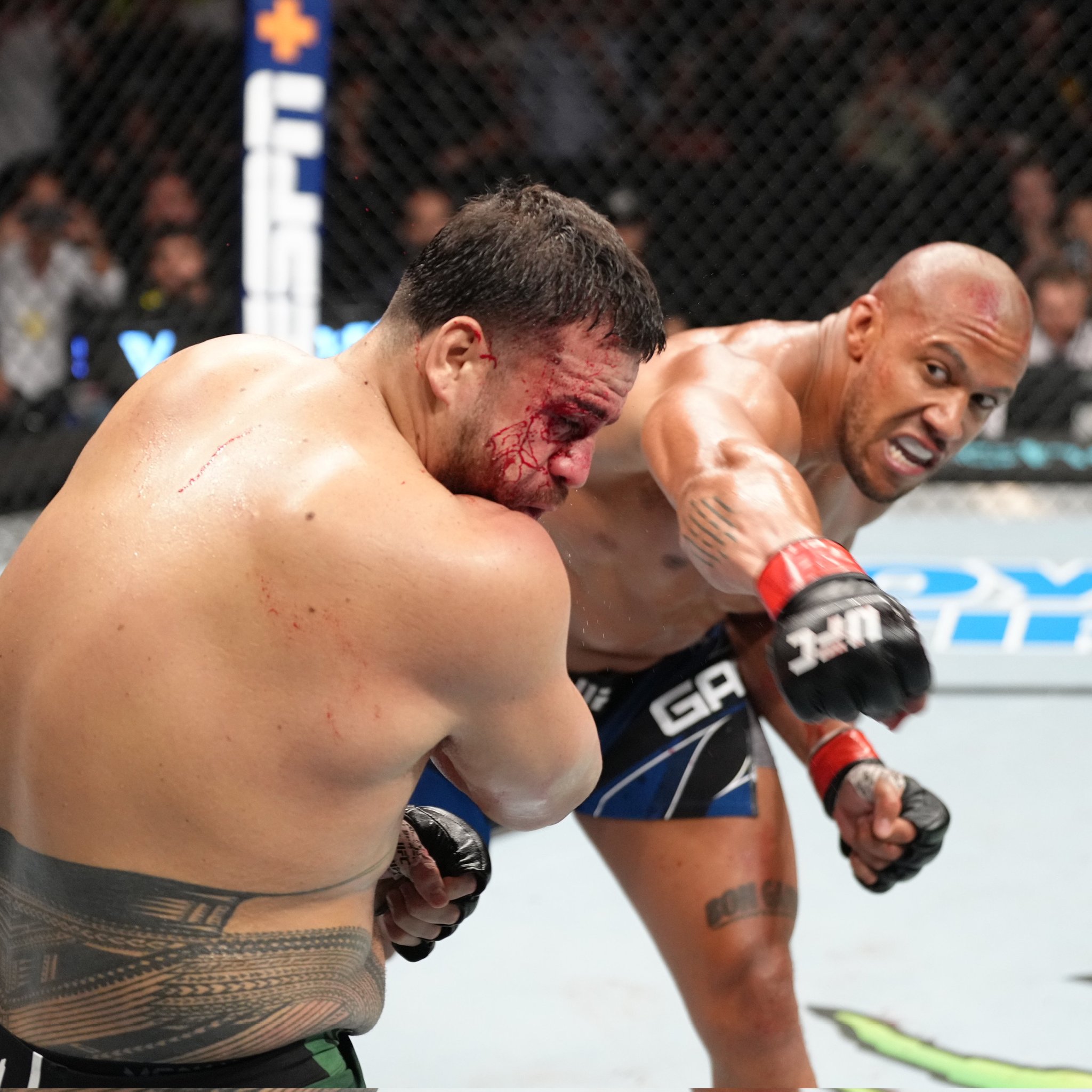 UFC on ESPN+ 67 - Paris - Photos : Ciryl Gane vs. Tai Tuivasa