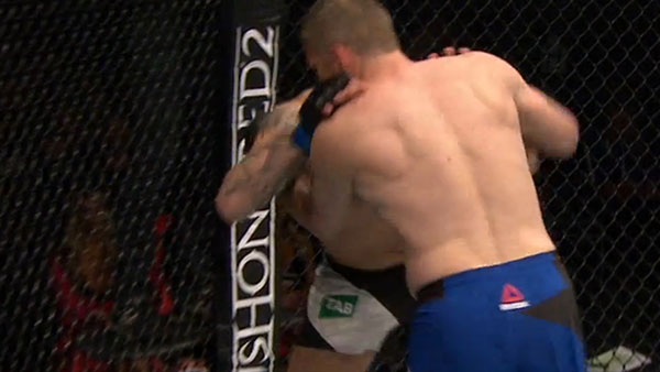 Daniel Kelly contre Chris Camozzi