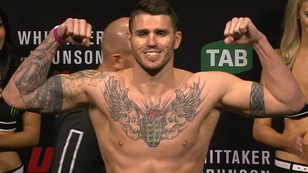 Daniel Kelly contre Chris Camozzi