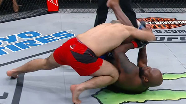 Derrick Lewis contre Shamil Abdurakhimov