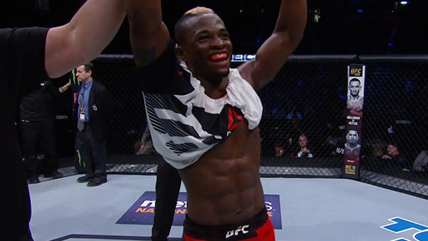 Frankie Perez contre Marc Diakiese