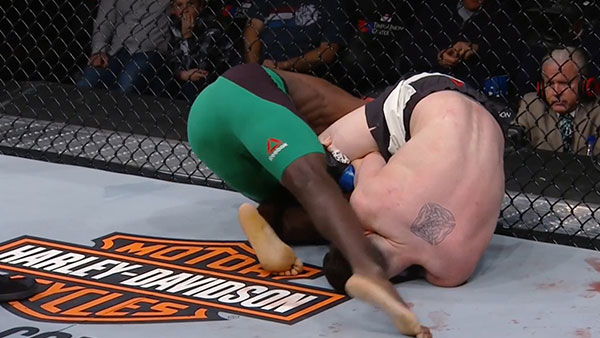 Randy Brown contre Brian Camozzi