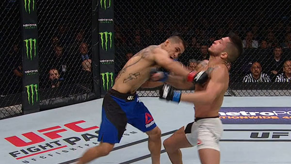 John Moraga contre Sergio Pettis