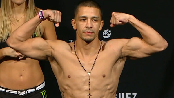 John Moraga contre Sergio Pettis