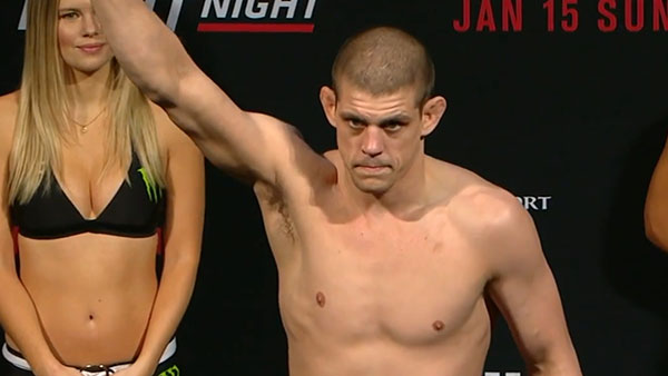 Joe Lauzon contre Marcin Held