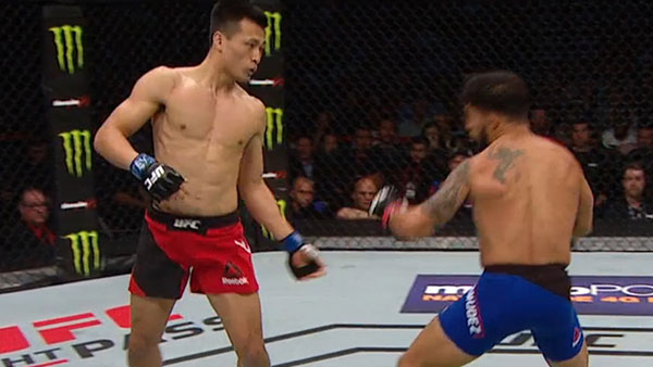 Dennis Bermudez contre Chan Sung Jung