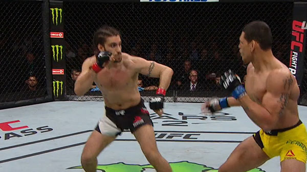 Elias Theodorou contre Cezar Ferreira