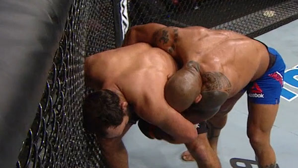 Johny Hendricks contre Hector Lombard