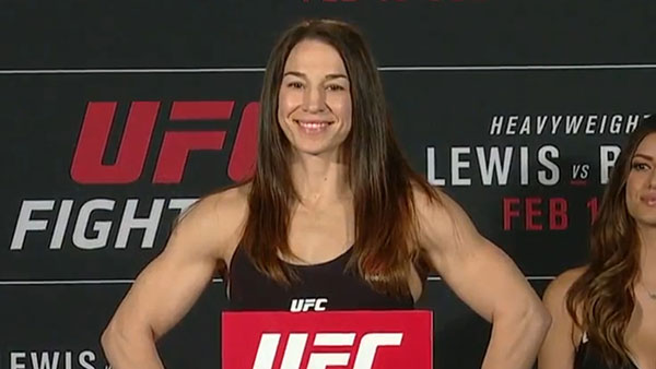 Sara McMann contre Gina Mazany