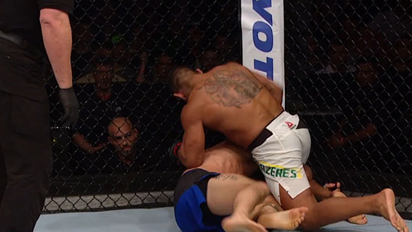 Michel Prazeres contre Josh Burkman