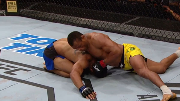 Francisco Trinaldo contre Kevin Lee