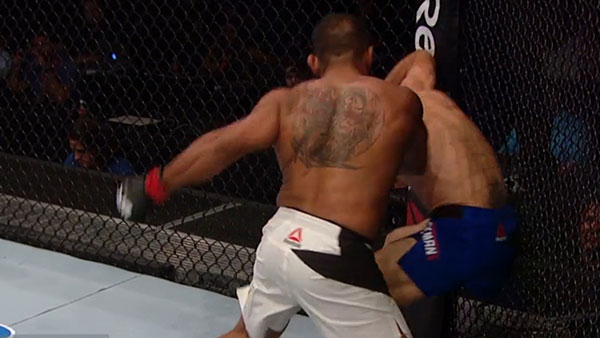 Michel Prazeres contre Josh Burkman